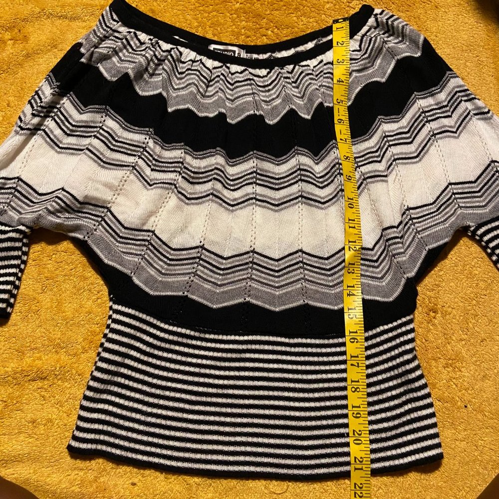 Studio 8 Sweater - Picture 7 of 10